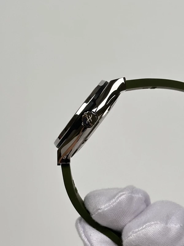 Hublot 591.NX.8970.RX.1204 6
