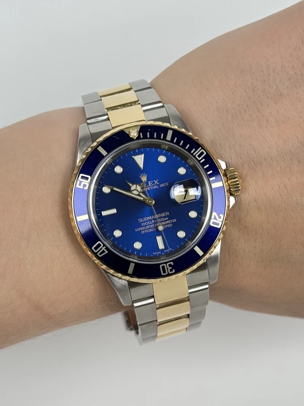 Rolex Date 40mm 16613BLU 8