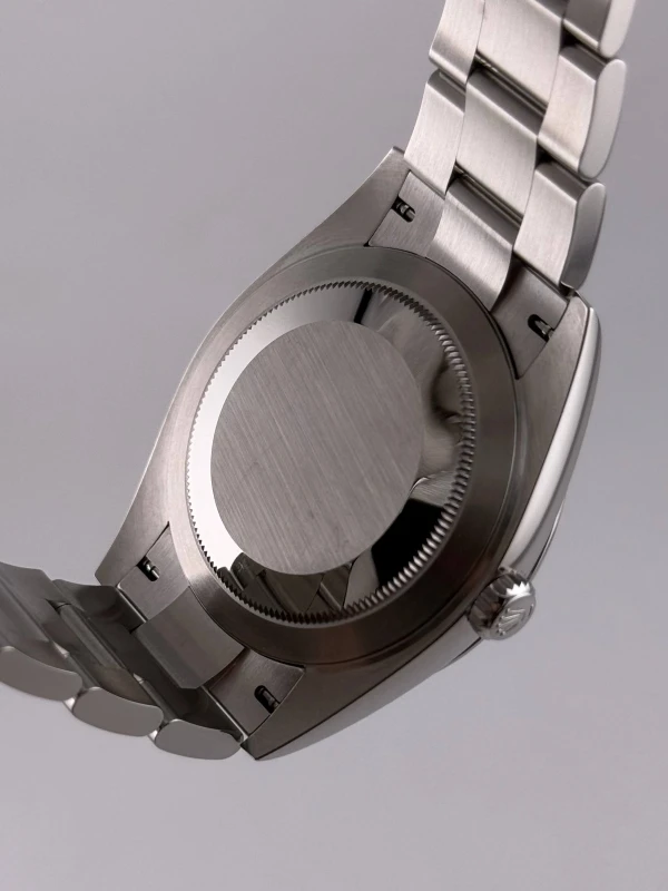 Rolex 41 mm, steel 126300-0007 7