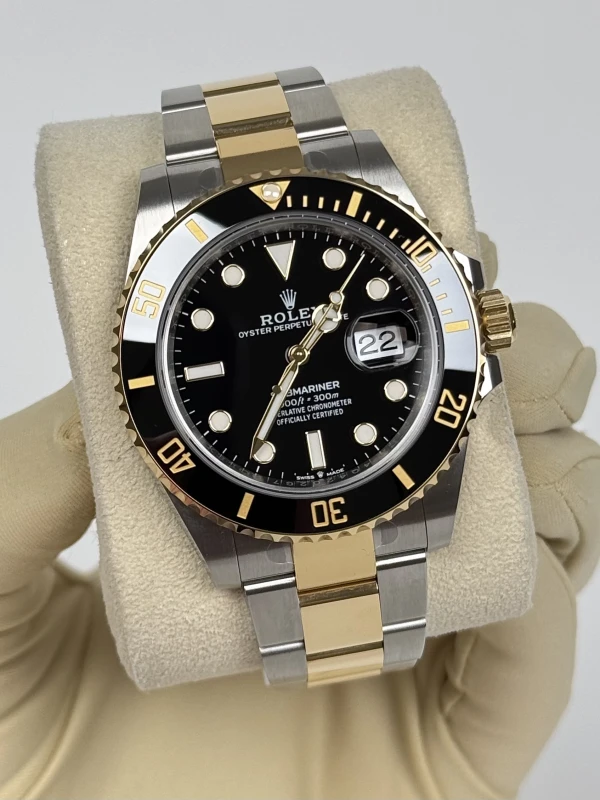 Rolex Date 41 mm Steel and Yellow Gold 126613ln-0002 3
