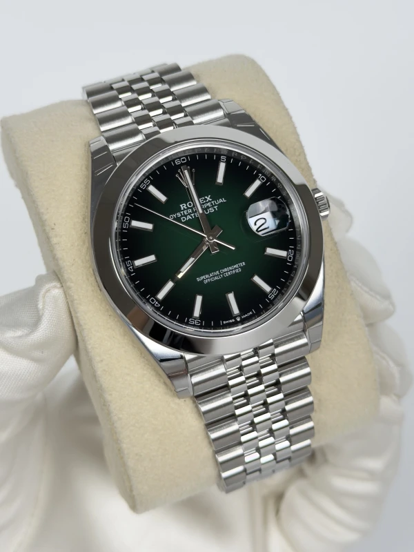 Rolex Datejust 41mm 126300-0026 3