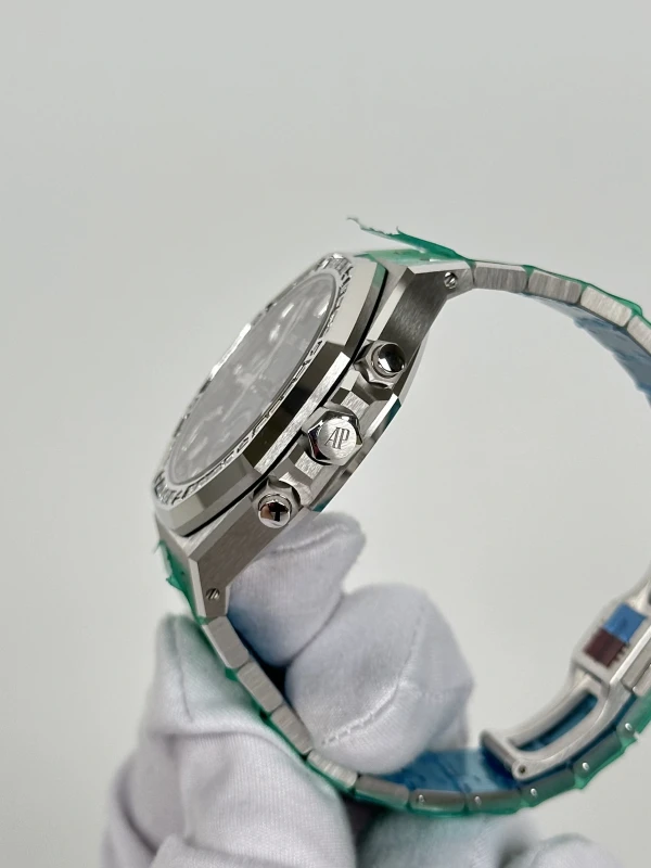 Audemars Piguet 26715BC.ZZ.1356BC.01 5