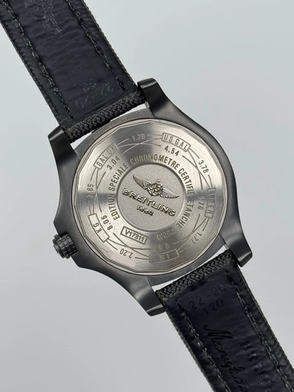 Breitling V17311101B1W1 9