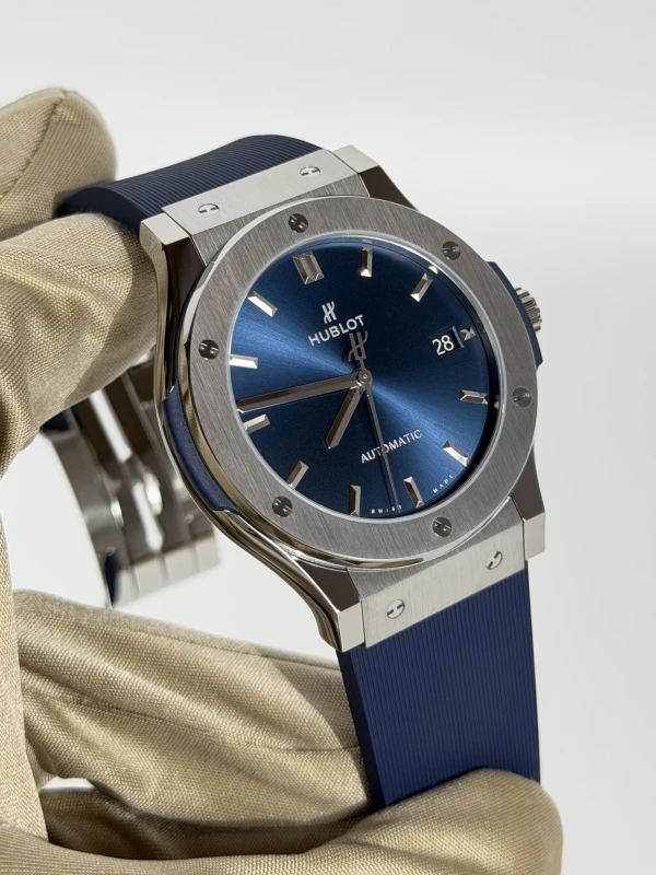 Hublot Titanium Blue 511.NX.7170.RX 3