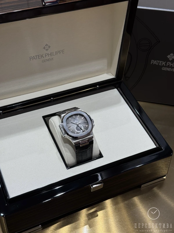 Patek Philippe 5726 5726A-001 5