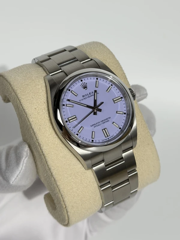 Rolex Perpetual 36 126000-0013 2