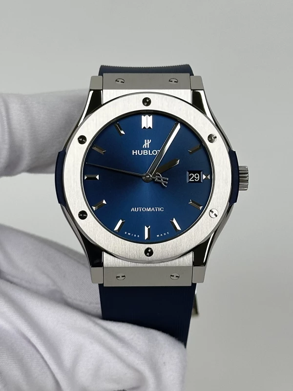 Hublot Titanium Blue 511.NX.7170.RX 2