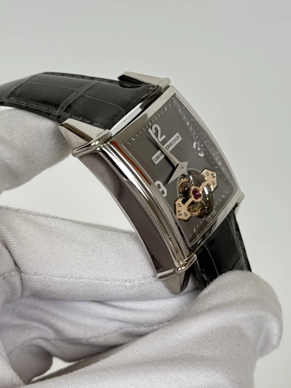 Girard Perregaux . 99850.0.71 3