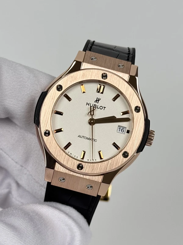 Hublot King Gold Diamonds 565.OX.2611.LR 4
