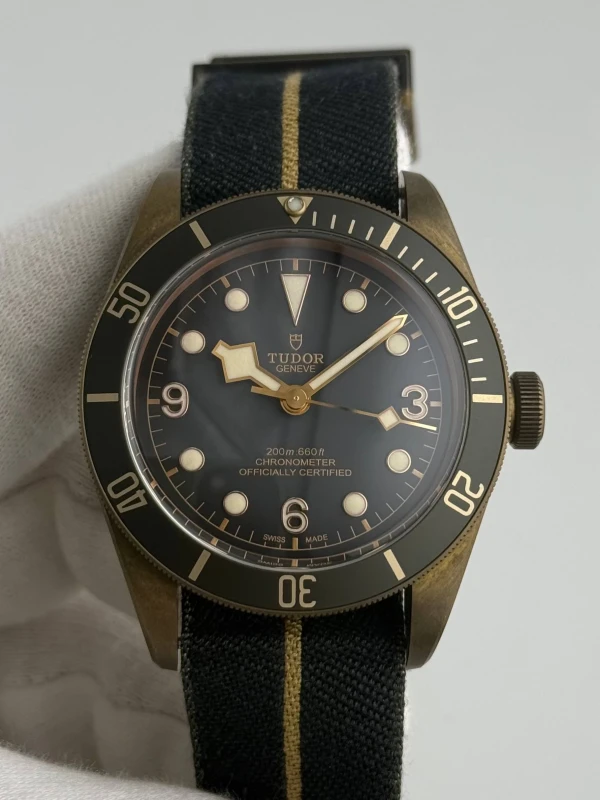 Tudor BAY BRONZE M79250BA-0001 2