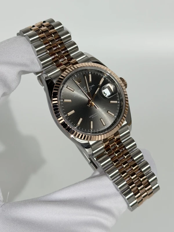Rolex 36 mm, Oystersteel and Everose gold 126231-0013 2