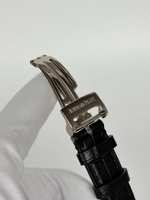 Audemars Piguet Chronograph 25987BC.OO.D002CR.01 6