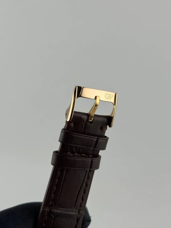 Girard Perregaux Small Second Date 41mm 49543-52-131-BKBA 4