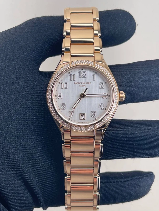 Patek Philippe 7300 7300/1200R-010 5