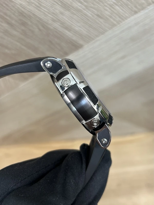 Romain Jerome RJ.V.AU.001.01 5