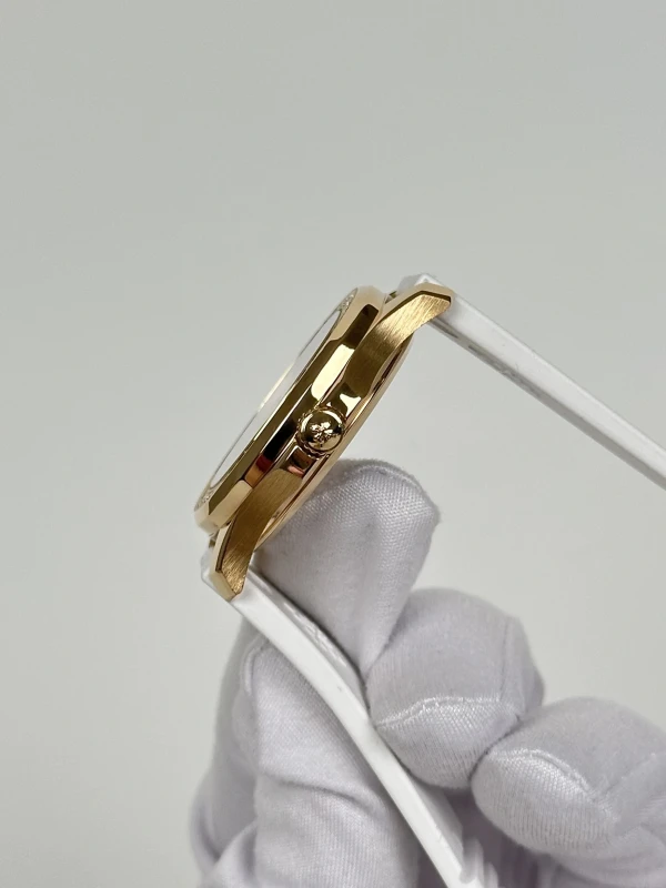 Patek Philippe 5068 Aquanaut Luce 5068R-010 6