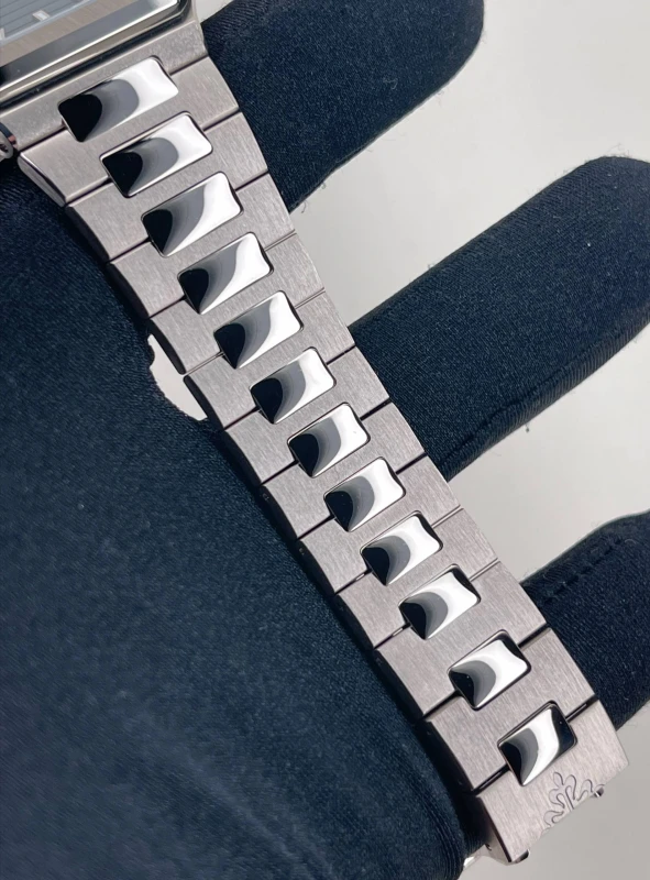 Patek Philippe 7128/1G-001 7