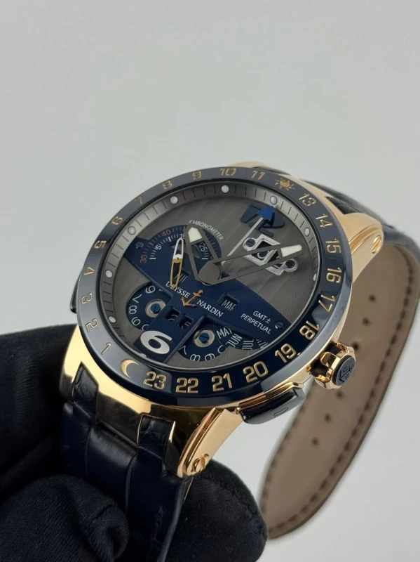 Ulysse Nardin El Toro GMT ± Perpetual 326-00-3 3