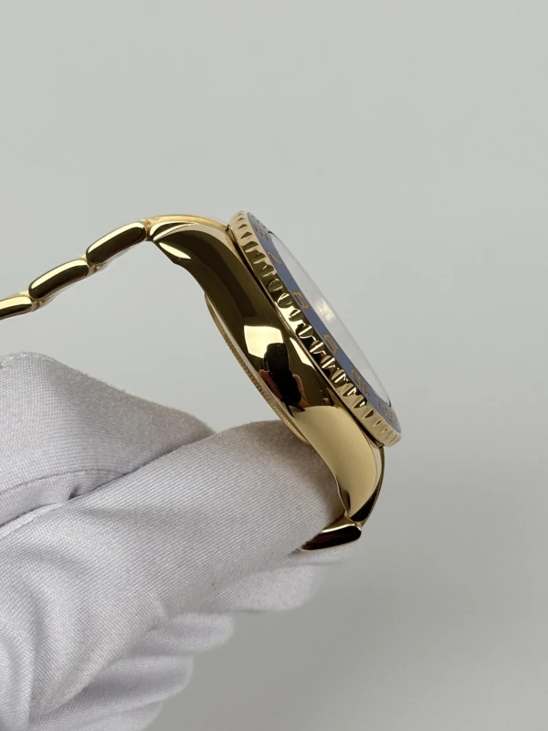 Rolex II 44mm Yellow Gold 116688-0002 3
