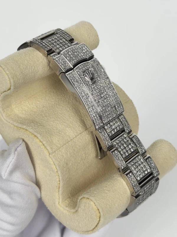 Rolex 41mm Diamonds 126300FIX 4