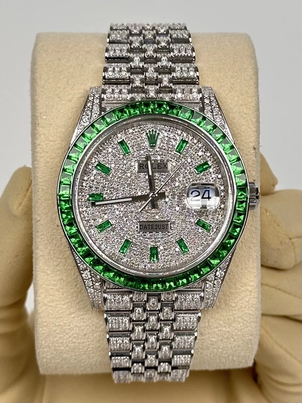Rolex 41 mm 126300FIX emerald 2