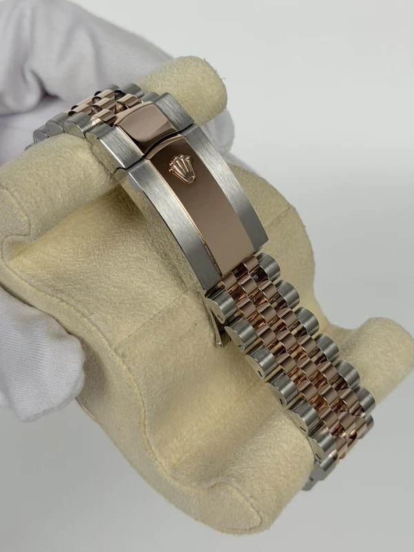 Rolex 41mm Steel and Everose Gold  126331-0004 4