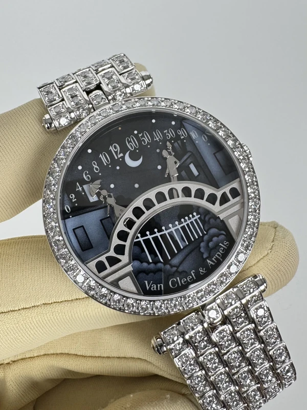 Van Cleef &amp; Arpels Lady Arpels Pont des Amoureux 38mm VCARN9VJ00 3