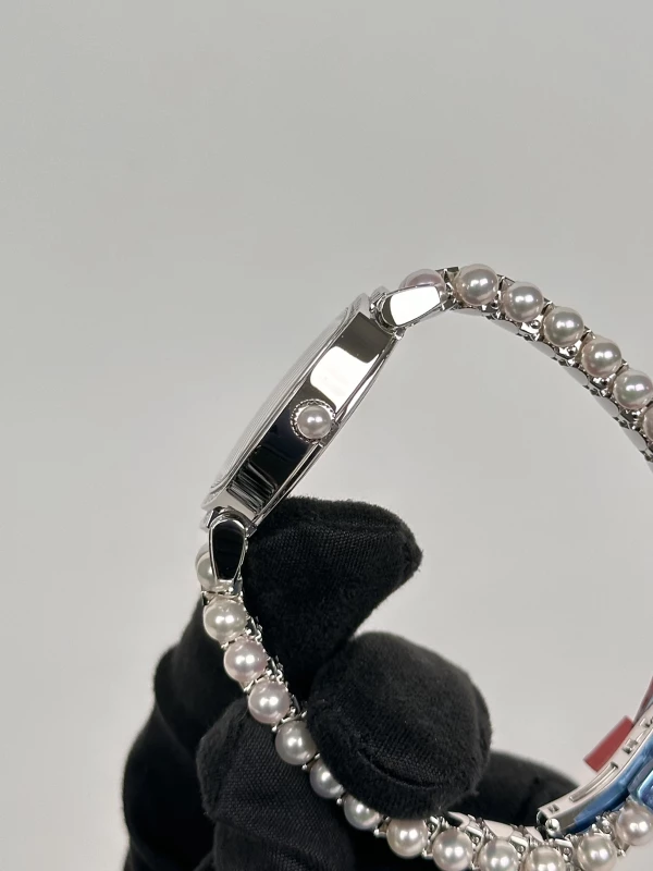 Patek Philippe 7042/100G-010 5