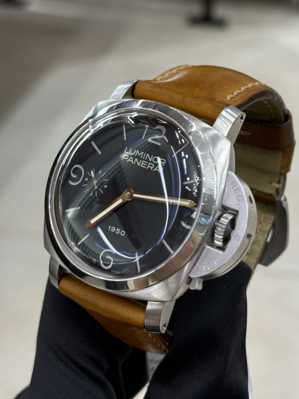 Panerai Special Editions 47mm PAM00127 3