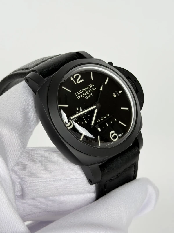 Panerai 10 Days GMT Ceramica PAM00335 3
