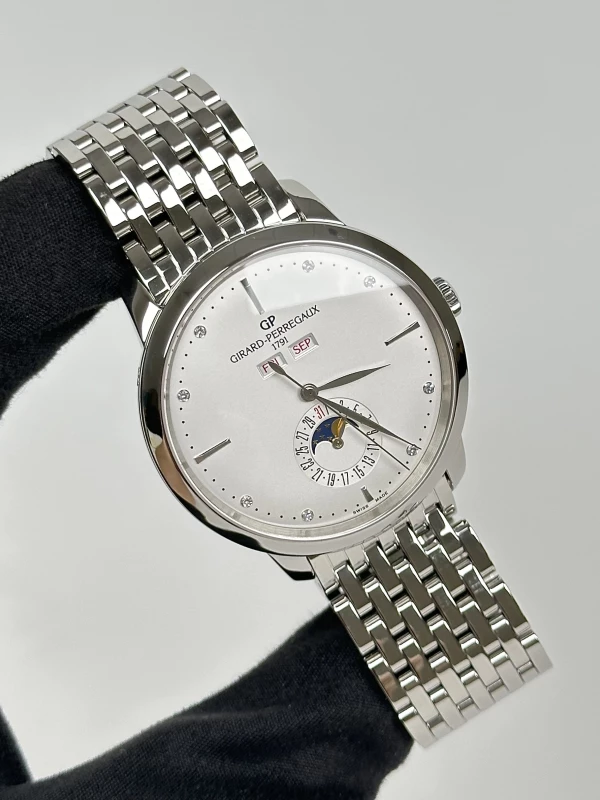Girard Perregaux Full Calendar 49535-11-1A2-11A 2