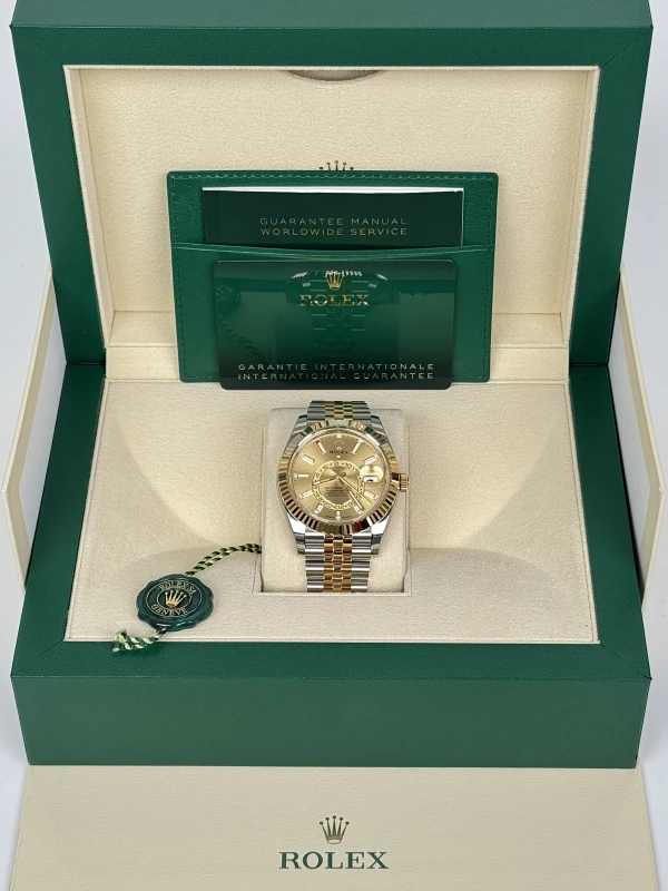 Rolex 42mm Steel and Yellow gold 336933-0002 5