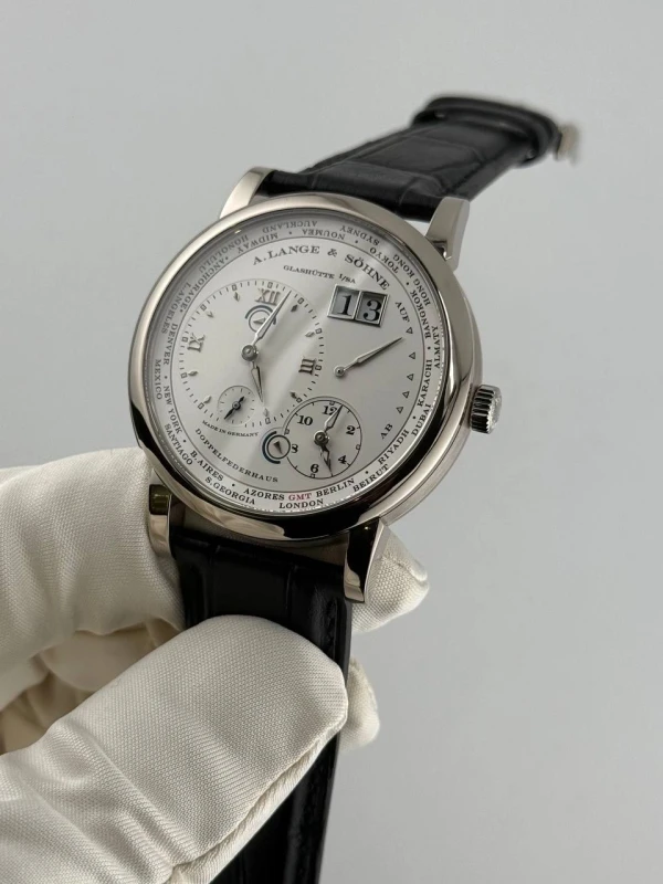 A. Lange & Sohne Time Zone 116.039 8