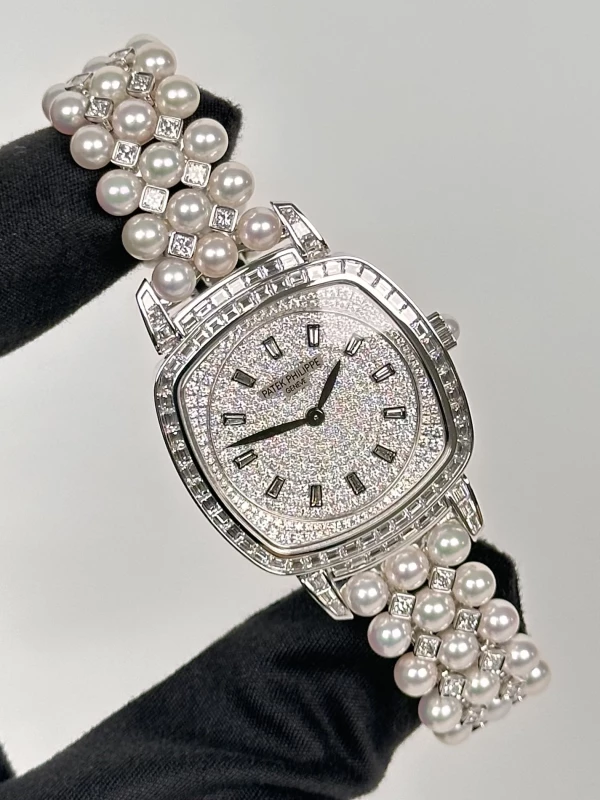 Patek Philippe 7042/100G-010 2