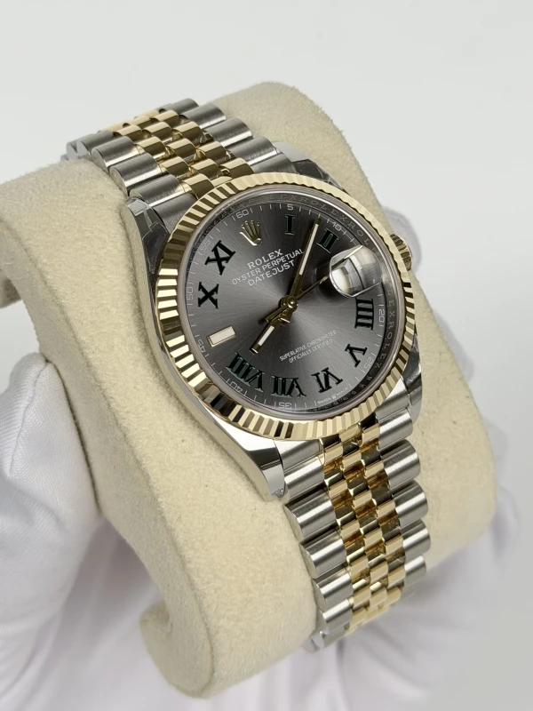 Rolex Datejust 36mm Steel and Yellow Gold 126233-0035 2