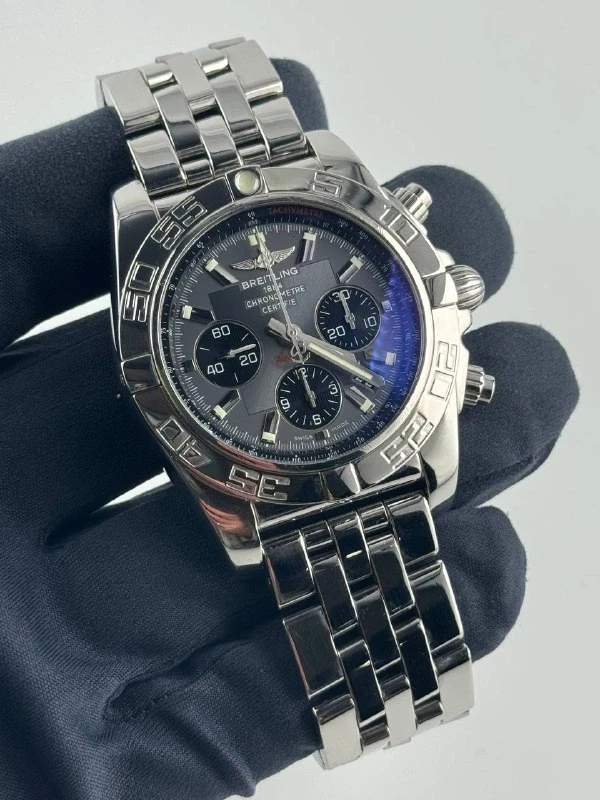 Breitling 44 mm AB011012/F546/375A 3