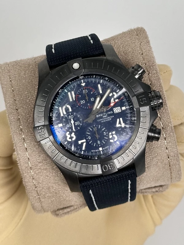 Breitling Chronograph 48 Night Mission V13375101C1X2 3