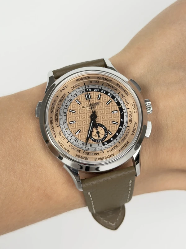 Patek Philippe Complications 5935A-001 7