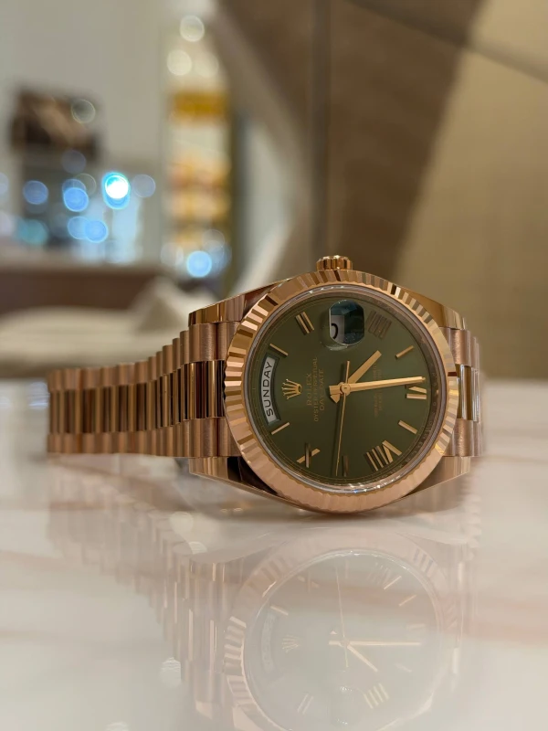 Rolex 40 mm Everose Gold 228235-0025 2