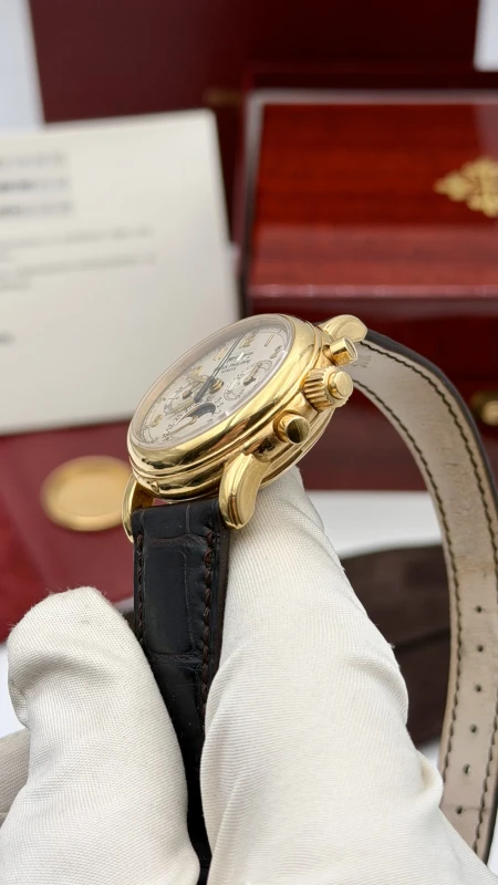 Patek Philippe 5004R 5004J-012 9