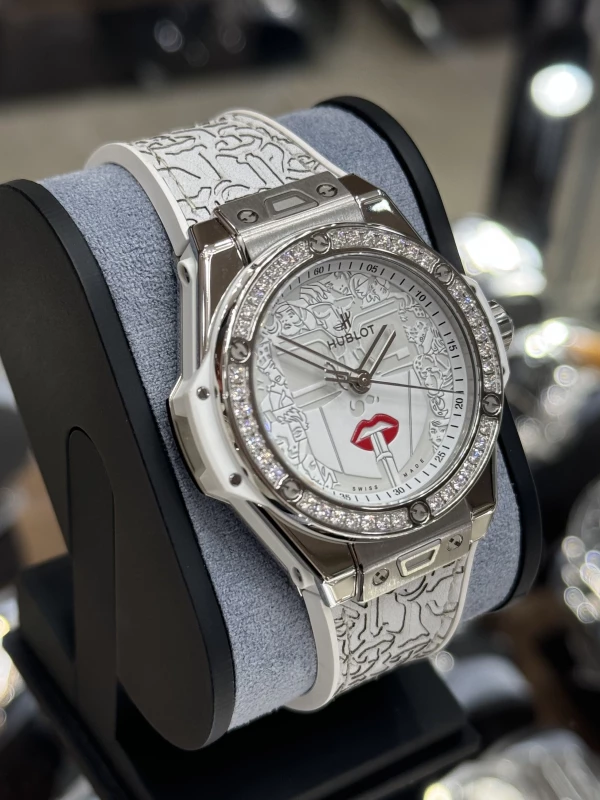 Hublot 465.SX.2020.VR.1204.LIP20 4