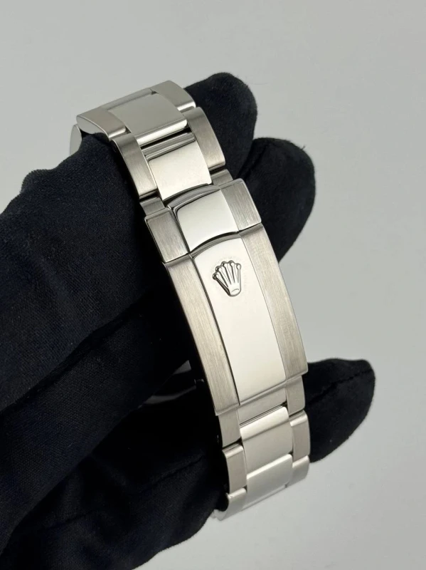 Rolex 116200-0072 9