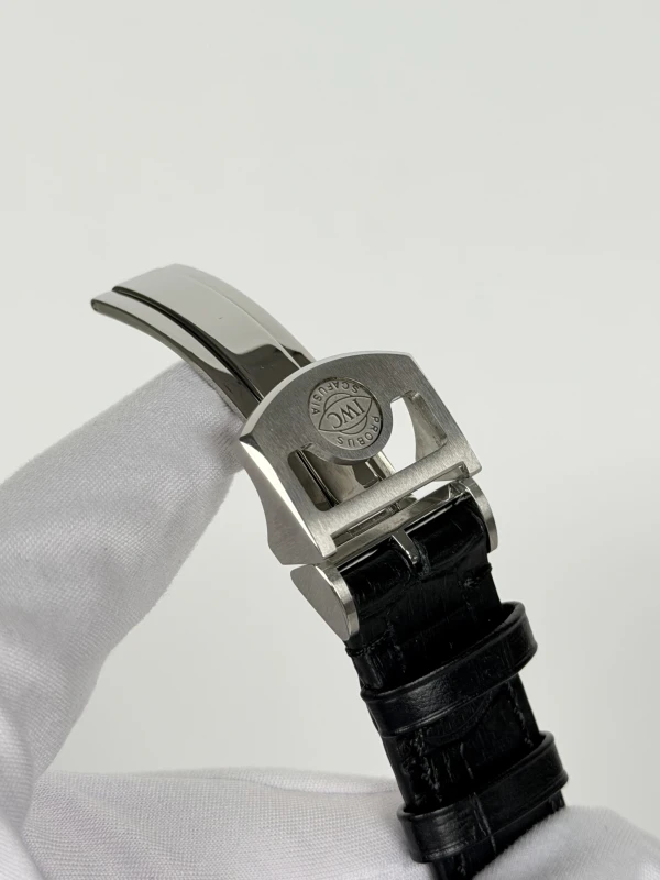 IWC Chronograph Classic Edition «Laureus Sport for Good Foundation» IW390406 6