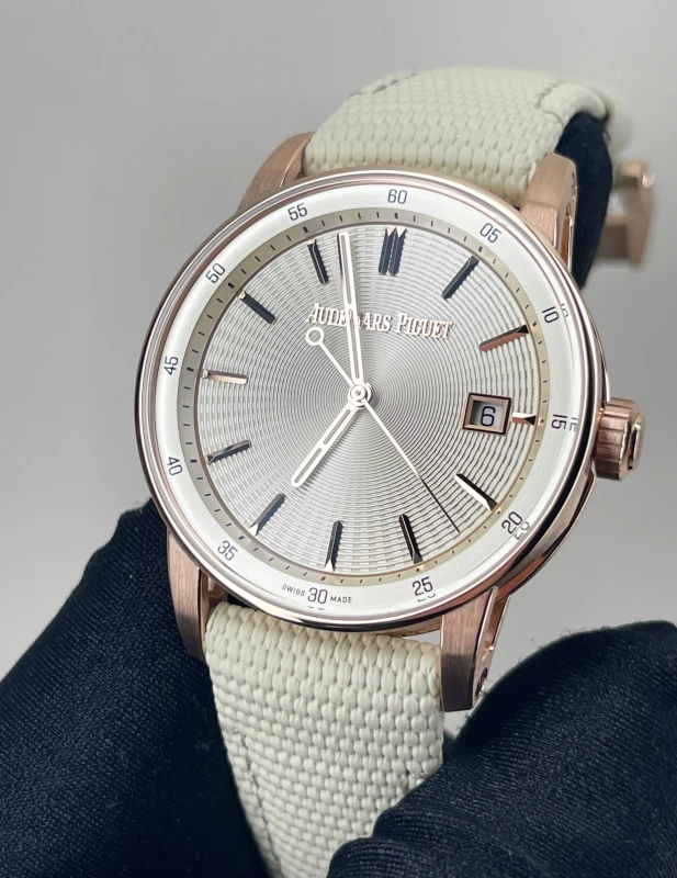 Audemars Piguet 77410OR.OO.A825CR.01 2