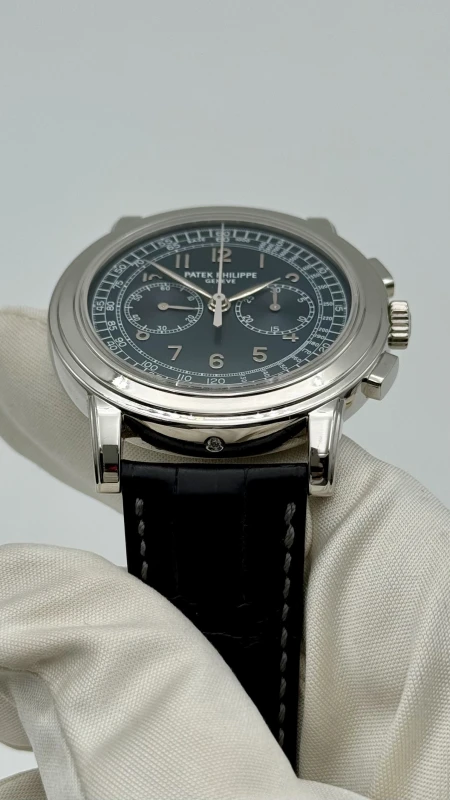 Patek Philippe 5070 5070P-001 5