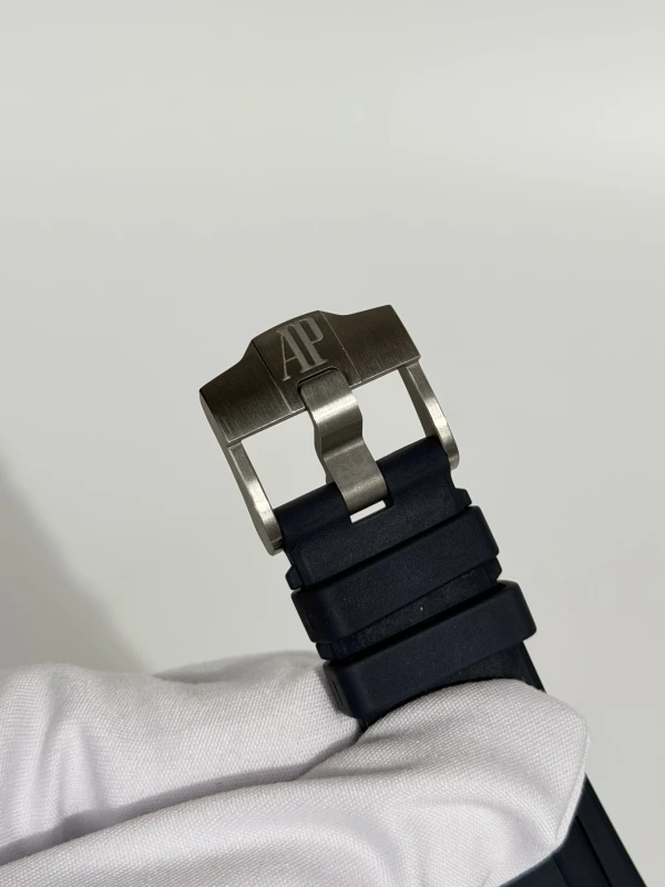 Audemars Piguet Chronograph 42mm 26480TI.OO.A027CA.01 6