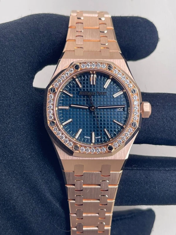 Audemars Piguet "50TH ANNIVERSARY" 15551OR.ZZ.1356OR.02 5