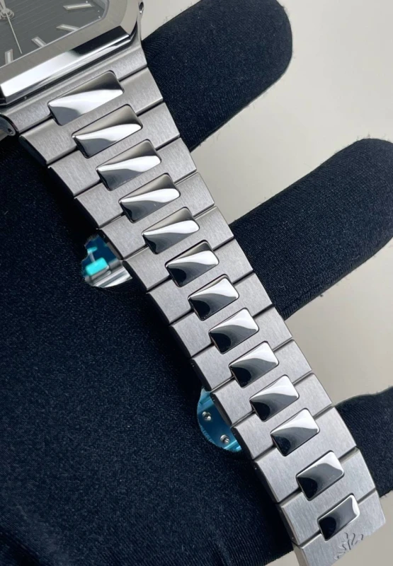 Patek Philippe 5821/1A-001 7