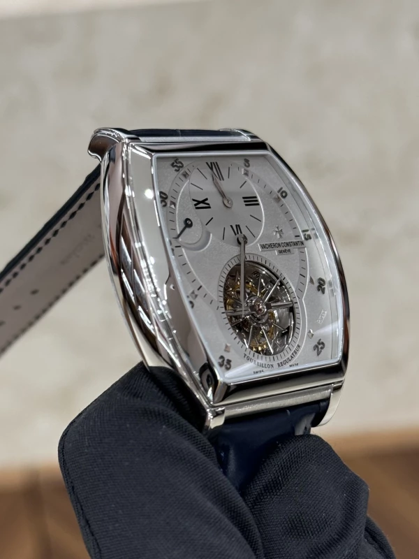 Vacheron Constantin Tonneau Regulator Tourbillon 30080/000P-9256 4