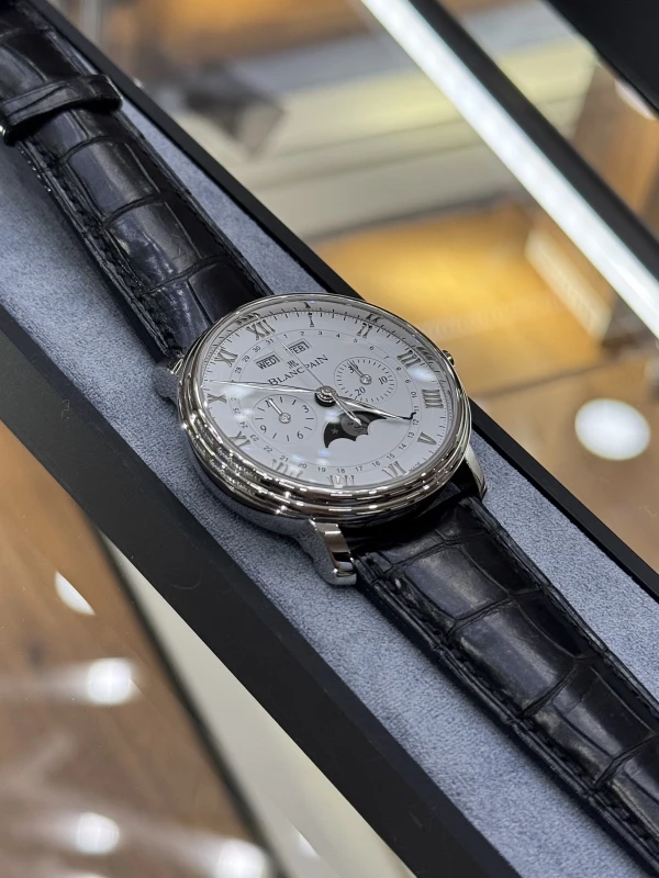 Blancpain Chronographe Monopoussoir 6685 1127 55B 4